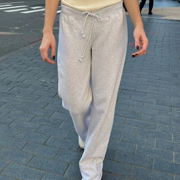 Brandy Melville RAINEY COTTON SWEATPANTS - Picture 1 of 2